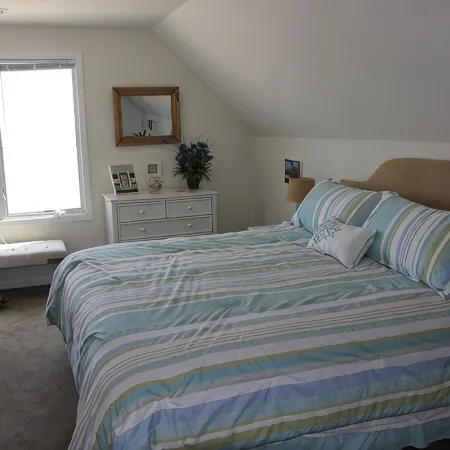 Beach Cottage With A Spectacular View ~ Your Own Private Beach ~ Includes Kayaks