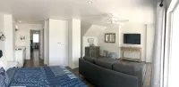 5 bedroom - Deep Dockage & Heated Pool in Islamorada. - 4-Star