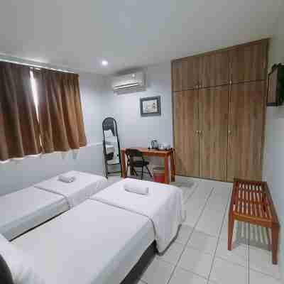 Reintree Lodge Hotel Rooms