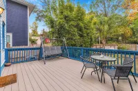 1537- Trend Setter, Entertain Your Heart Away, 1 Mile to Arenas, Pet Friendly - شرفة