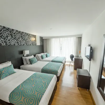 Hotel l'Etoile Universidad Javeriana CasaE・シアター周辺のホテル