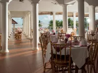 Isola di Cocco Ayurvedic Beach Resort - parking