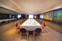 Ramada by Wyndham Bahrain - 4 Yıldız