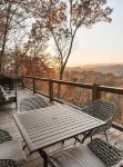 The Hilltop Haus Stunning Views  Gym  Sauna - 4つ星