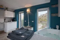 Casa 67 Seaview Studio with Terrace & Jacuzzi in Manarola - WiFi