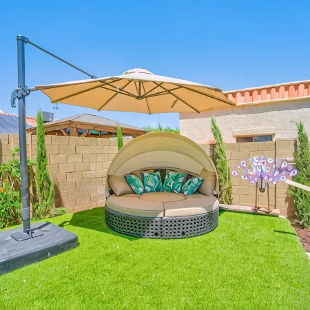 😎🏜️ <br>NEW Beautiful Relaxed Elegant Retreat.2330 sf 4b3b.