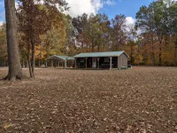 Private cabin located on 7 acres in the country - Chalets