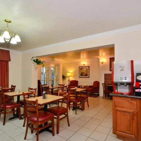 Best Western Salinas Monterey Hotel