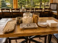 Estes Mountain Inn - breakfast