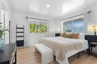 Modern Ocean View · Kings · Spacious · Porch · ACs - Villas