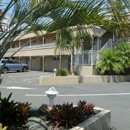 Baywatch Motor Inn