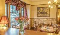 Abigail's Bed and Breakfast Inn - con vistas a la montaña