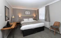 Green Lodge, Wirral by Marston's Inns - Wifi