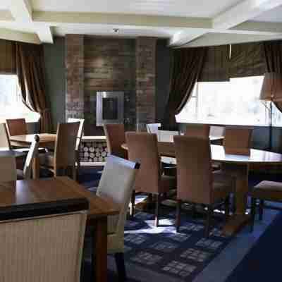 Premier Inn Shrewsbury North (Harmer Hill) Dining/Meeting Rooms