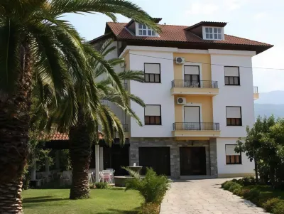 Vicky Rooms & Apartments