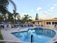 Curtis Inn & Suites Hotels in Hallandale Beach