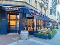 Hôtel le National Clichy Paris Hotels in Clichy
