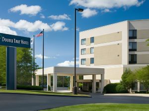 DoubleTree by Hilton Hotel Boston - Milford