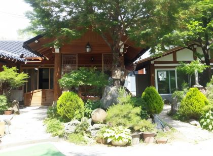 Hamyang Stone House Pension