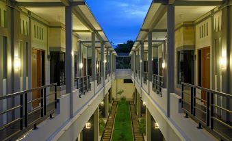 Super OYO 91495 Hotel Indah Residence