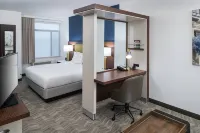 SpringHill Suites Alexandria Old Town/Southwest Отели рядом с достопримечательностью «Контрабандс энд Фридмен Семетери Мемориал»