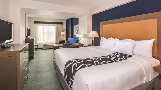 La Quinta Inn & Suites by Wyndham Philadelphia Airport