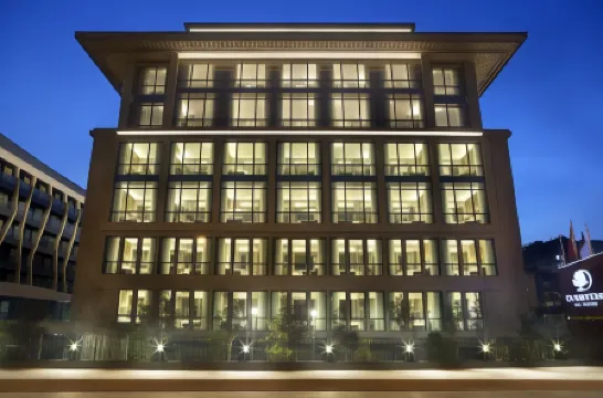 DoubleTree by Hilton Istanbul - Piyalepasa