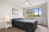 Alexandria Apartments Hotels in Alexandra Headland