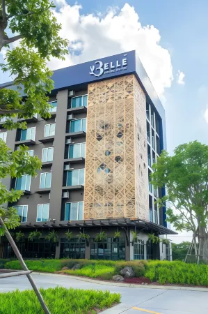 Belle Grand Hotel Отели рядом с достопримечательностью «Wat Pradu Kham Tha Netnimit»