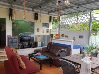 Bakom Inn Syariah Hotels in South Bogor