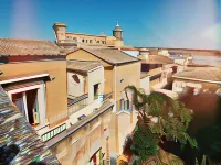 Palazzo Gambuzza Hotels near Spiaggia di Punta Cirica