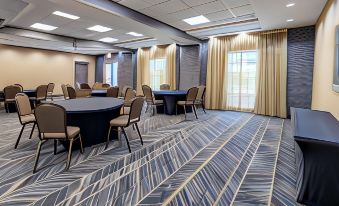 Hampton Inn & Suites Greensboro/Coliseum Area