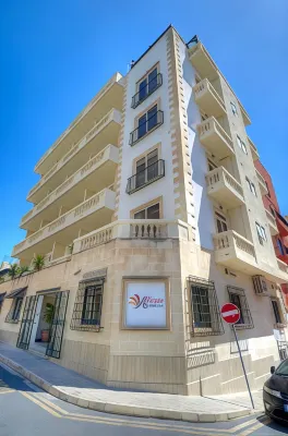 Allegro Hotel