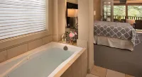 Carmel Wayfarer Inn Hotels in Carmel-by-the-Sea