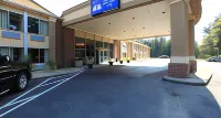 Quality Inn & Suites Apex-Holly Springs