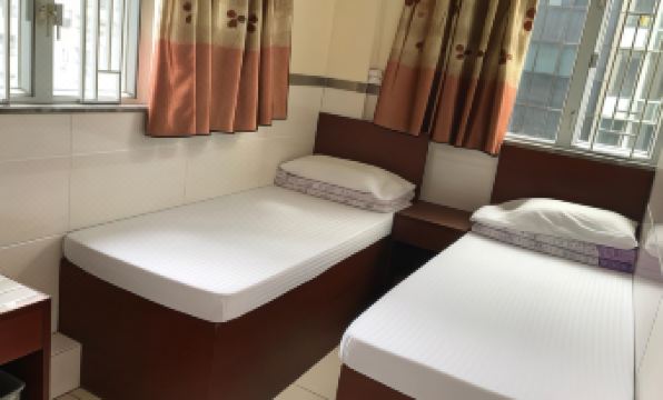 E-Dragon Hotel