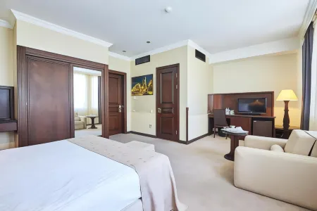 Smith Hotel