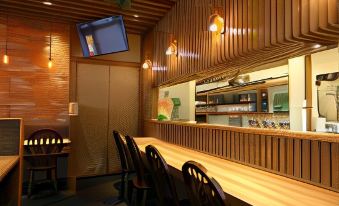 Hotel Wing International Select Higashi Osaka - Housity