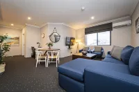 Merewether Motel Hotel berhampiran Nina＇s IGA Hamilton