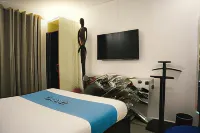 The Penta Beach Resort - bar