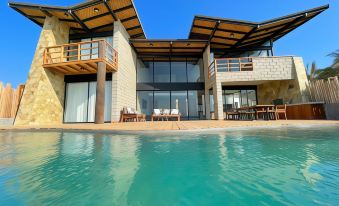 Diem Vichayito Beachfront Eco-Luxury