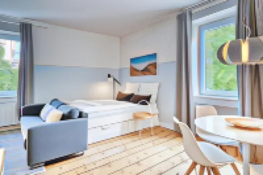 InnsbruckHomes at Botanical Garden