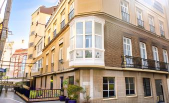 2. Apartame..