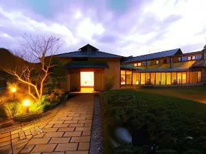 Kinosaki Maruyamagawa Onsen Ginka（Preschool children not accepted）