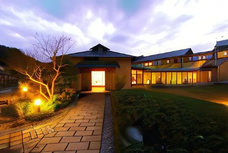 Kinosaki Maruyamagawa Onsen Ginka（Preschool children not accepted）