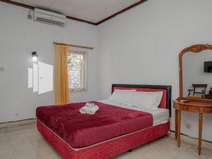 Rajawali Guest House Mitra RedDoorz