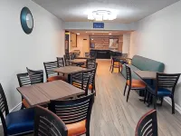 Clarion Pointe - Gym