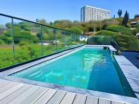 ザールホテル - 屋上プール