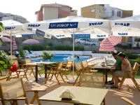 Family Hotel Muses - Beach