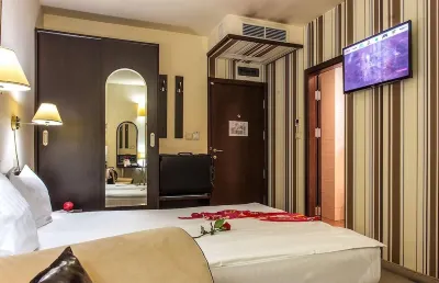 Art Plaza Hotel Hotel in zona Sofia Live Club